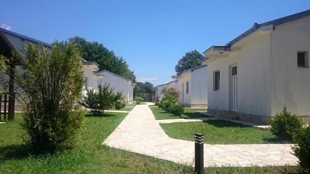 Beni Bungalows Ούλτσιν Εξωτερικό φωτογραφία