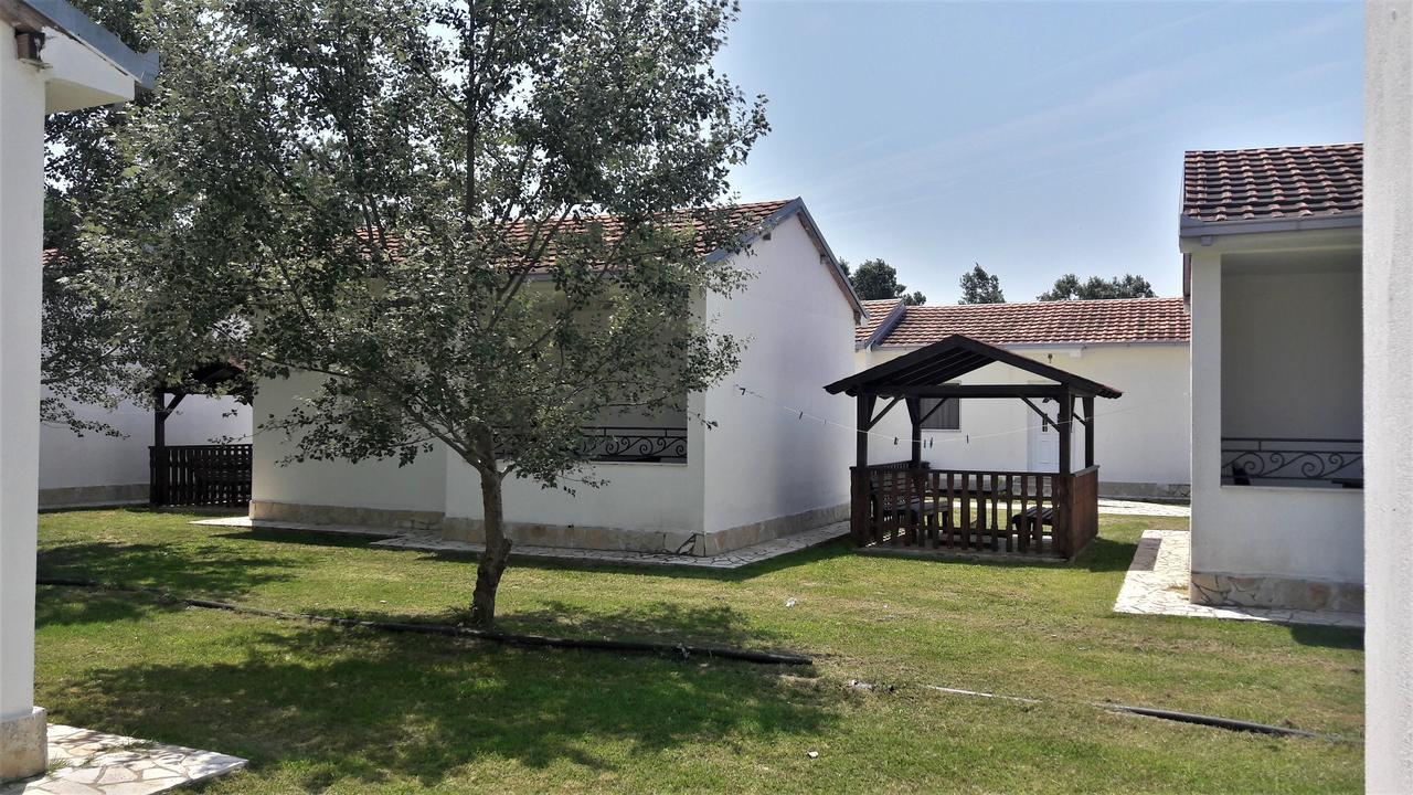 Beni Bungalows Ούλτσιν Εξωτερικό φωτογραφία
