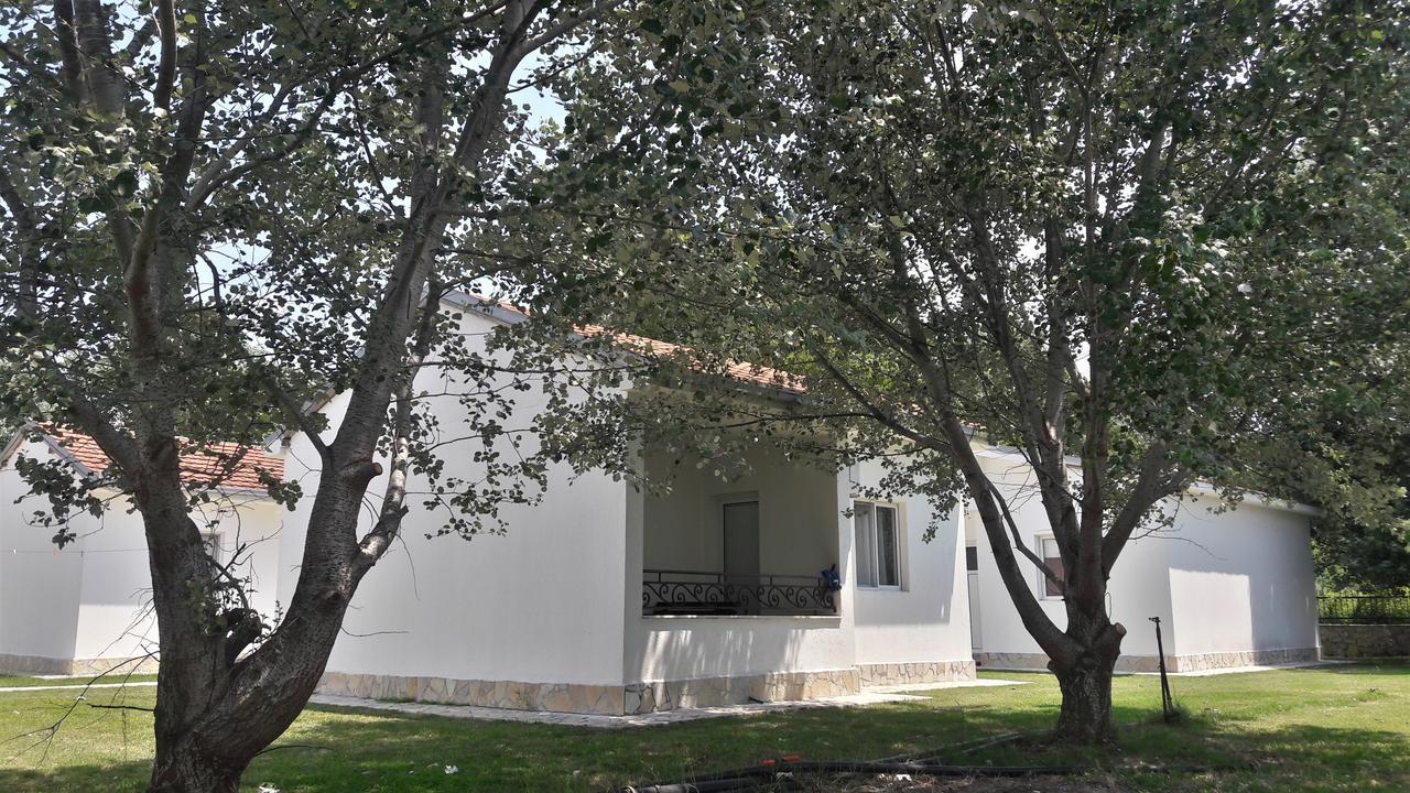 Beni Bungalows Ούλτσιν Εξωτερικό φωτογραφία