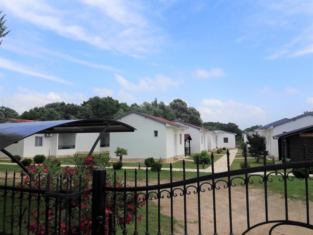 Beni Bungalows Ούλτσιν Εξωτερικό φωτογραφία