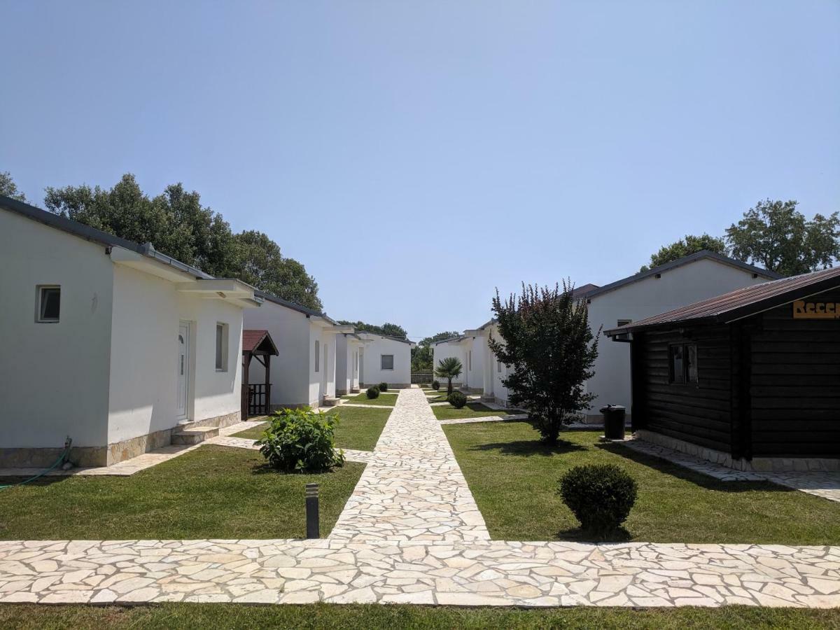 Beni Bungalows Ούλτσιν Εξωτερικό φωτογραφία